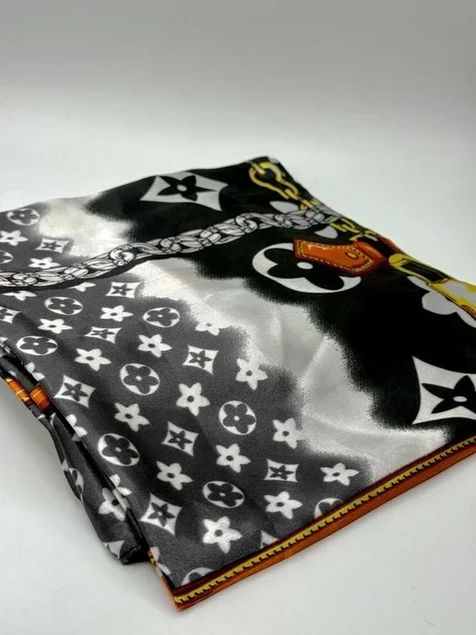 Lenço Cores Variadas