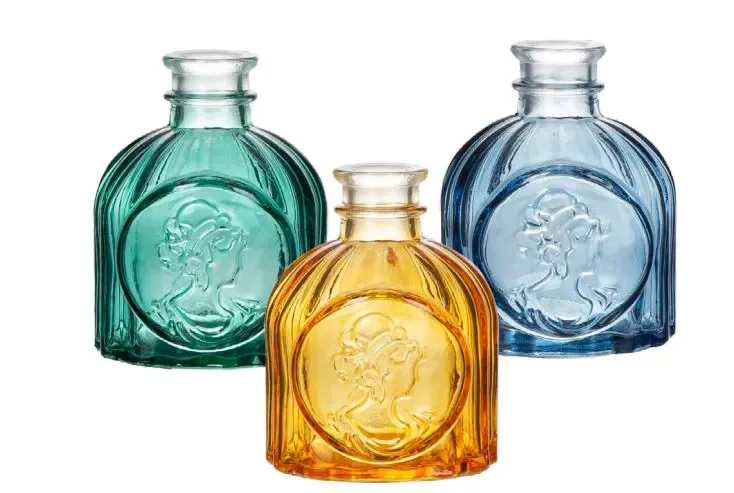 31908 MINI VASO DE VIDRO COLOR 6,5X6,5X8CM Atacado