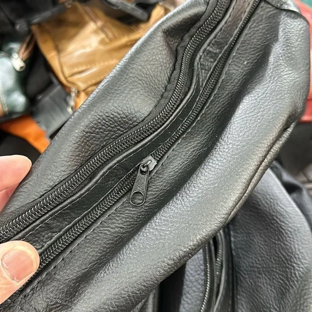 Kit C/12 Pochete Bananinha Coutinho 1 Zíper Atacado