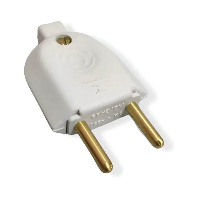 PLUG TOMADA MACHO 10A Atacado