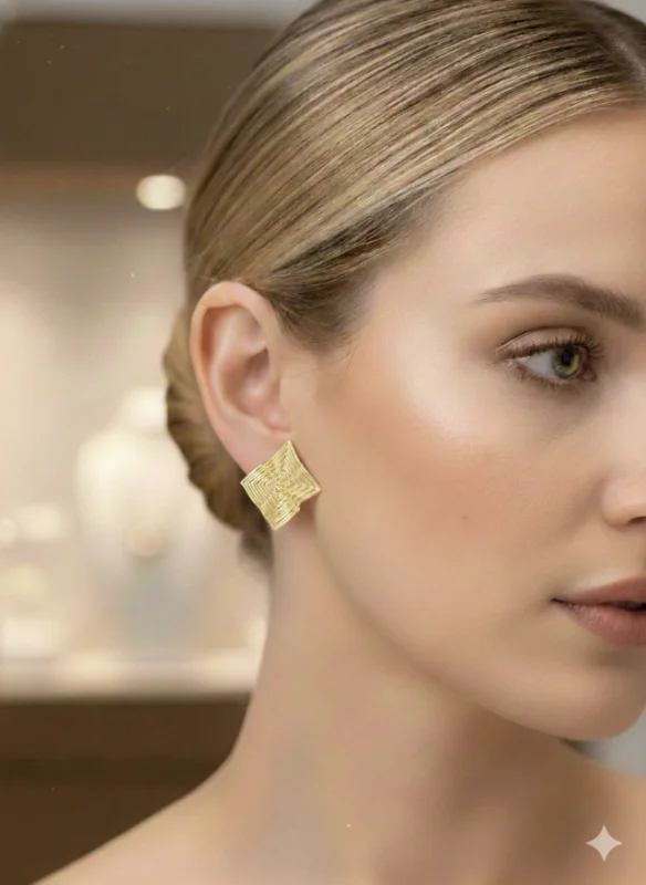 Brinco Folheado Forma retangular - quadrada